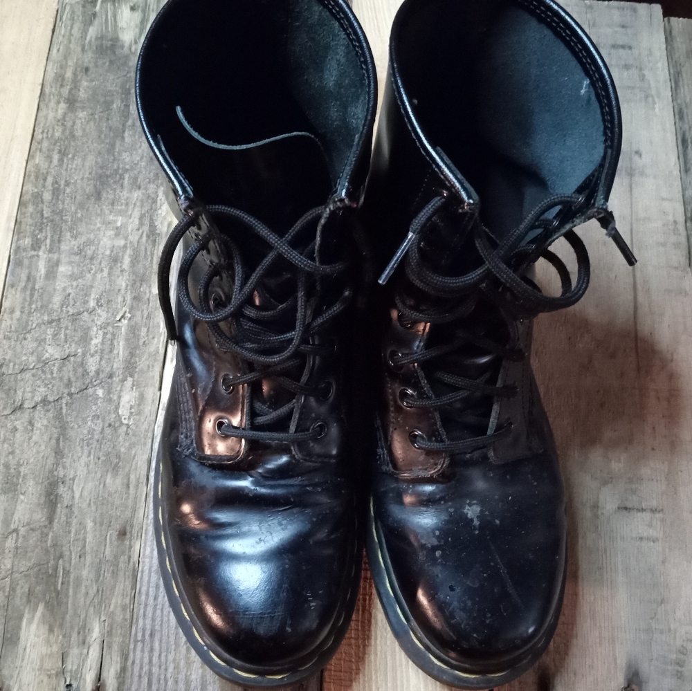 Men's size 8 8 hole Dr. Martens